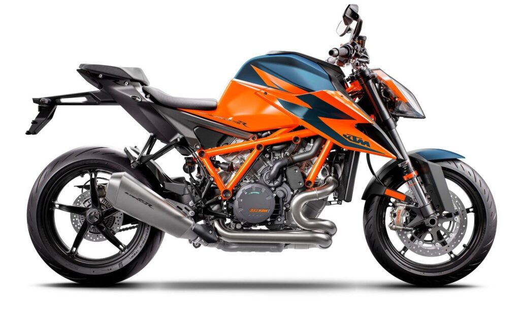 2020-ktm-1290_super-duke-r-fastest-naked-bike